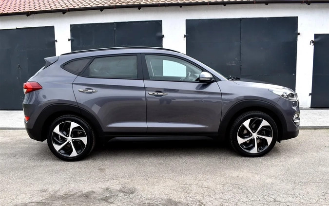 Hyundai Tucson cena 69900 przebieg: 191021, rok produkcji 2016 z Elbląg małe 781